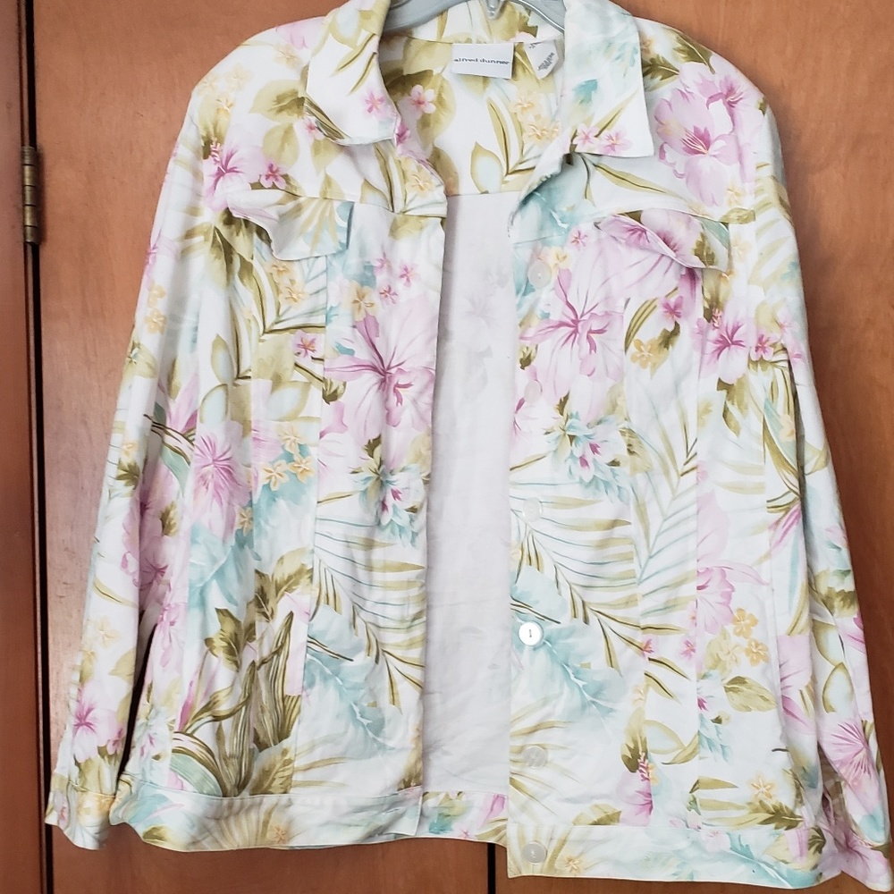 Women's jacket